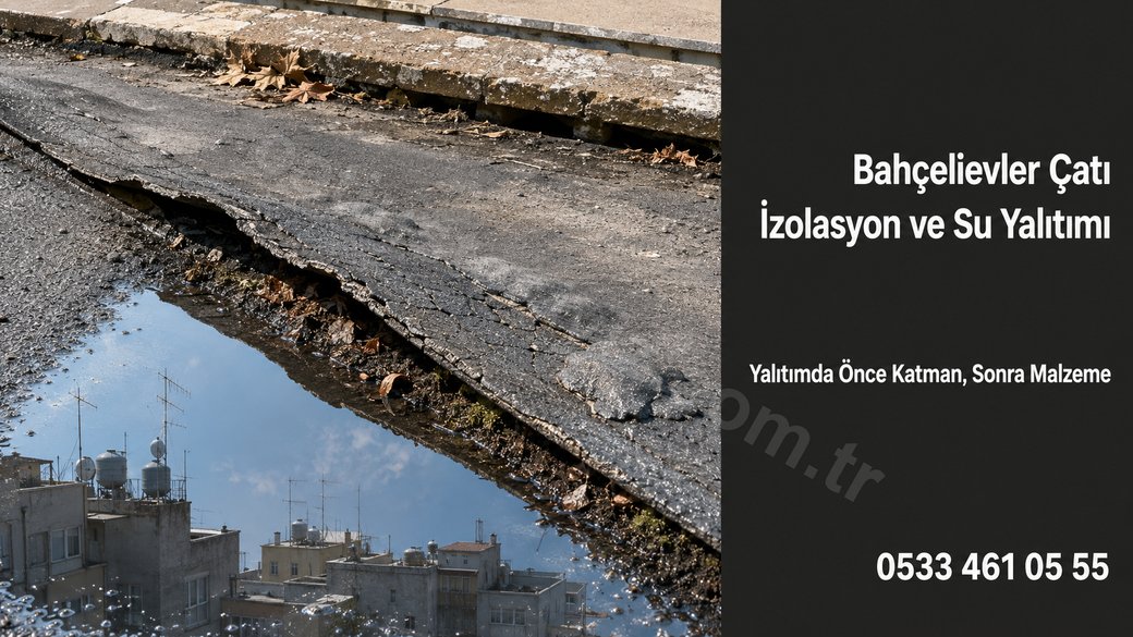 Bahçelievler'de teras çatıda açılmış örtü ek yeri ve yanında göllenmiş yağmur suyu