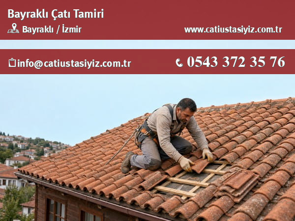 Bayraklı çatı tamiri yapan çatı ustası